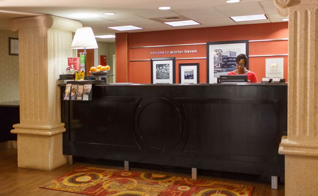 Hampton Inn Winter Haven Beltér fotó